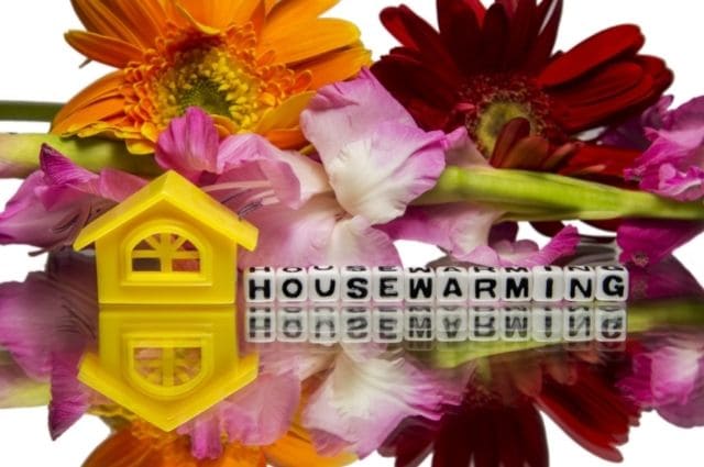 Blumenstrauss Housewarming